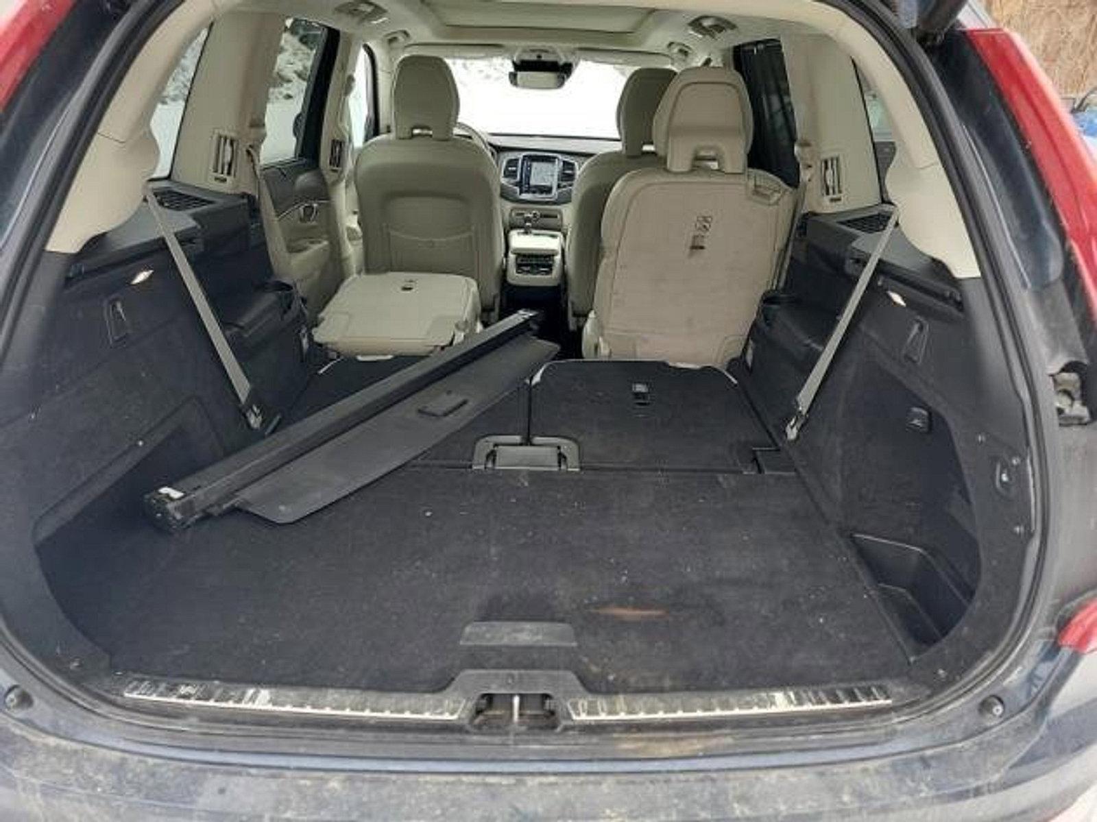 2022 Volvo XC90 Vehicle Photo in Trevose, PA 19053