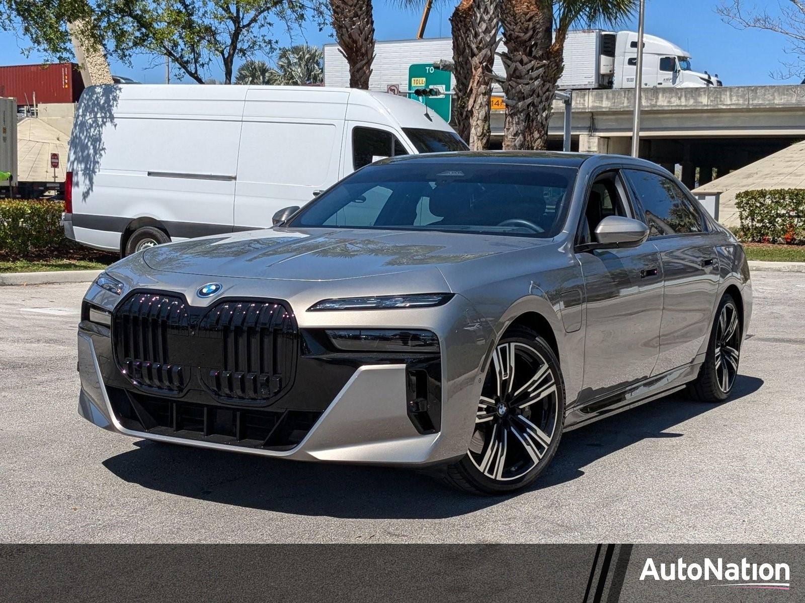 2024 BMW 750e xDrive Vehicle Photo in Miami, FL 33169