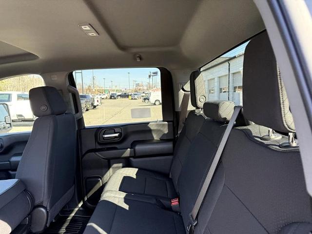 2025 GMC Sierra 3500HD Vehicle Photo in CHICOPEE, MA 01020-5001