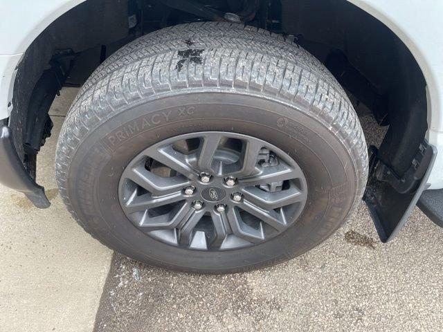 2023 Ford F-150 Lightning Vehicle Photo in MEDINA, OH 44256-9631