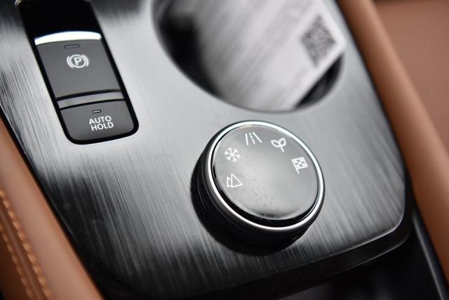 2025 Nissan Rogue Vehicle Photo in Ballwin, MO 63011