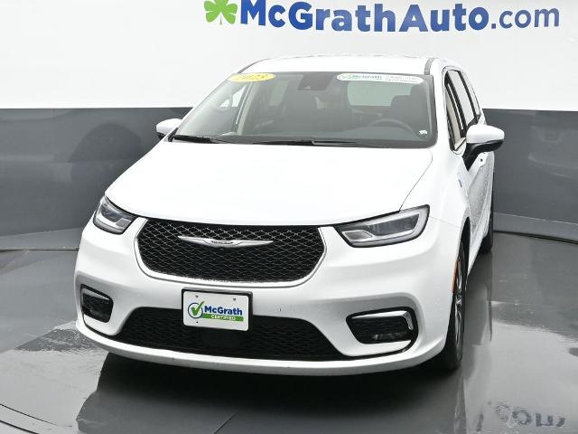 2023 Chrysler Pacifica Vehicle Photo in Cedar Rapids, IA 52402