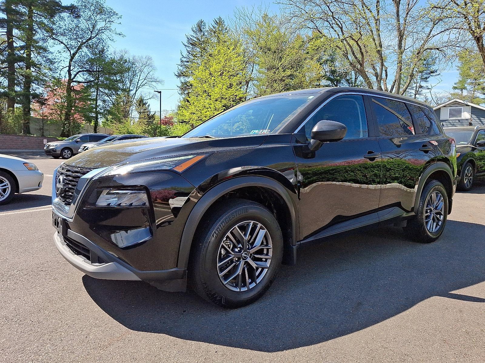 2023 Nissan Rogue Vehicle Photo in Jenkintown, PA 19046