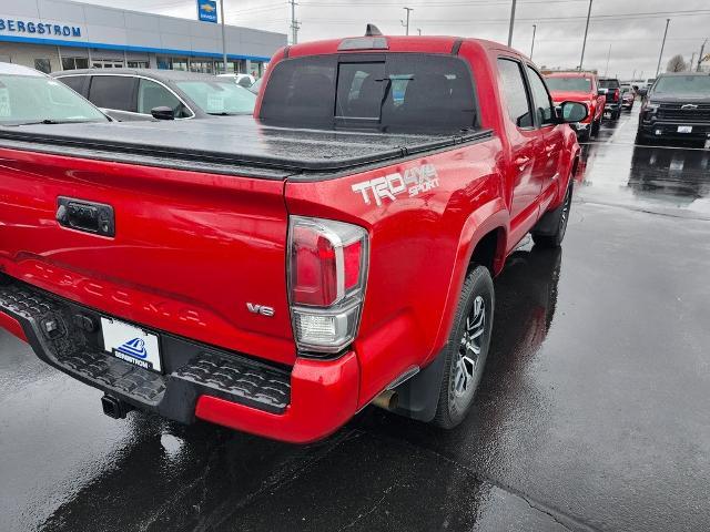 2022 Toyota Tacoma 4WD Vehicle Photo in GREEN BAY, WI 54304-5303