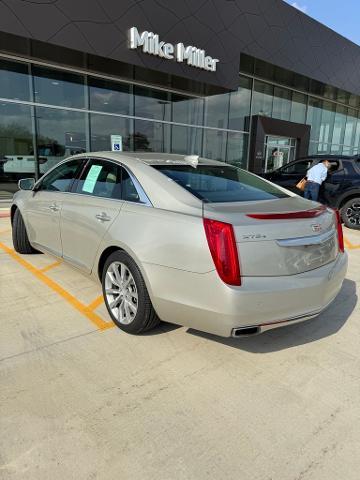 2016 Cadillac XTS Vehicle Photo in Peoria, IL 61615