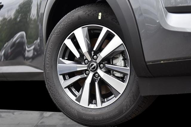 2025 Nissan Pathfinder Vehicle Photo in Ballwin, MO 63011