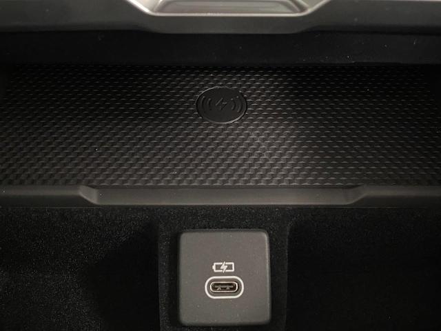 2025 Range Rover Vehicle Photo in Appleton, WI 54913