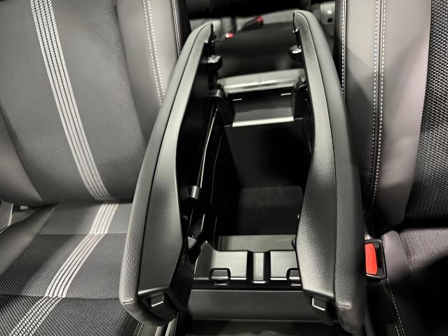 2025 Mazda CX-50 Vehicle Photo in Green Bay, WI 54304