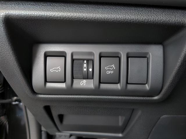 2025 Subaru Outback Vehicle Photo in Green Bay, WI 54304