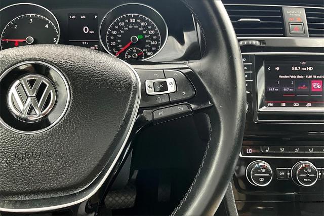 2015 Volkswagen Golf SportWagen Vehicle Photo in Houston, TX 77007