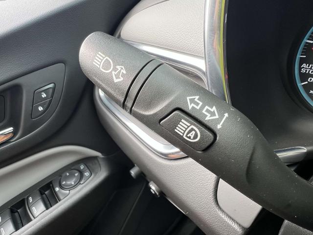 2022 Chevrolet Equinox Vehicle Photo in Roslyn, NY 11576
