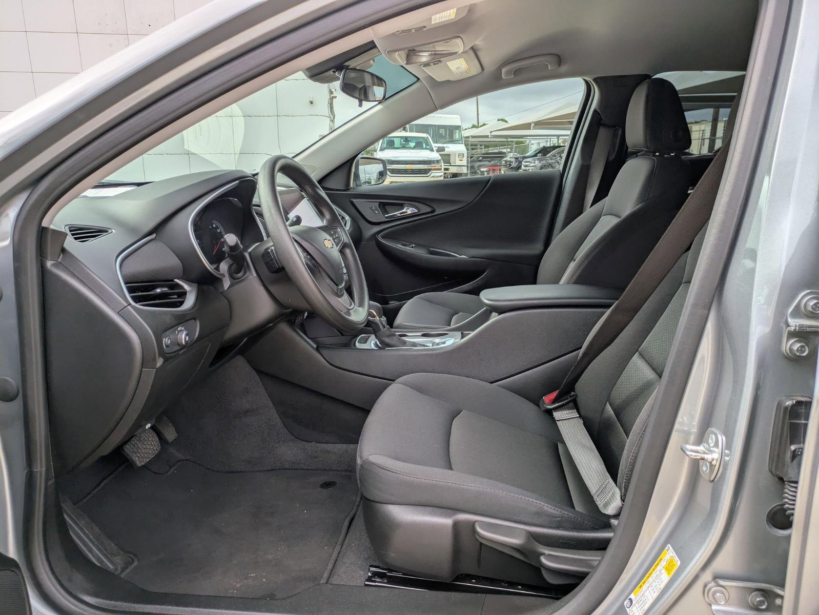 2024 Chevrolet Malibu Vehicle Photo in SELMA, TX 78154-1460