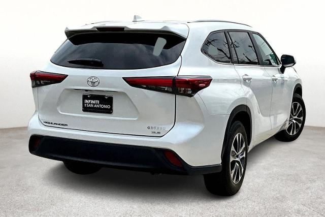 2023 Toyota Highlander Vehicle Photo in San Antonio, TX 78230