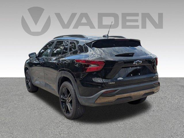 2025 Chevrolet Trax Vehicle Photo in BRUNSWICK, GA 31525-1881