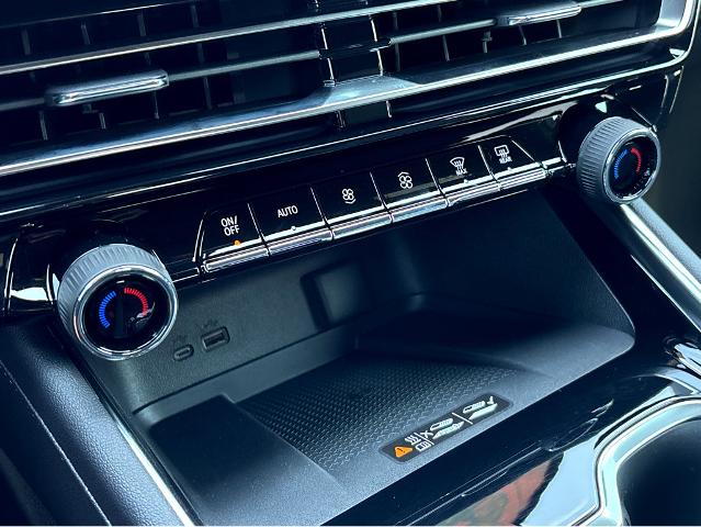 2025 Chevrolet Traverse Vehicle Photo in BEAUFORT, SC 29906-4218