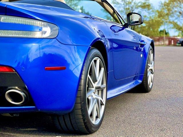 2011 Aston Martin V8 Vantage Vehicle Photo in NEWBERG, OR 97132-1927