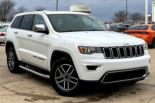 2020 Jeep Grand Cherokee Vehicle Photo in TOPEKA, KS 66609-0000