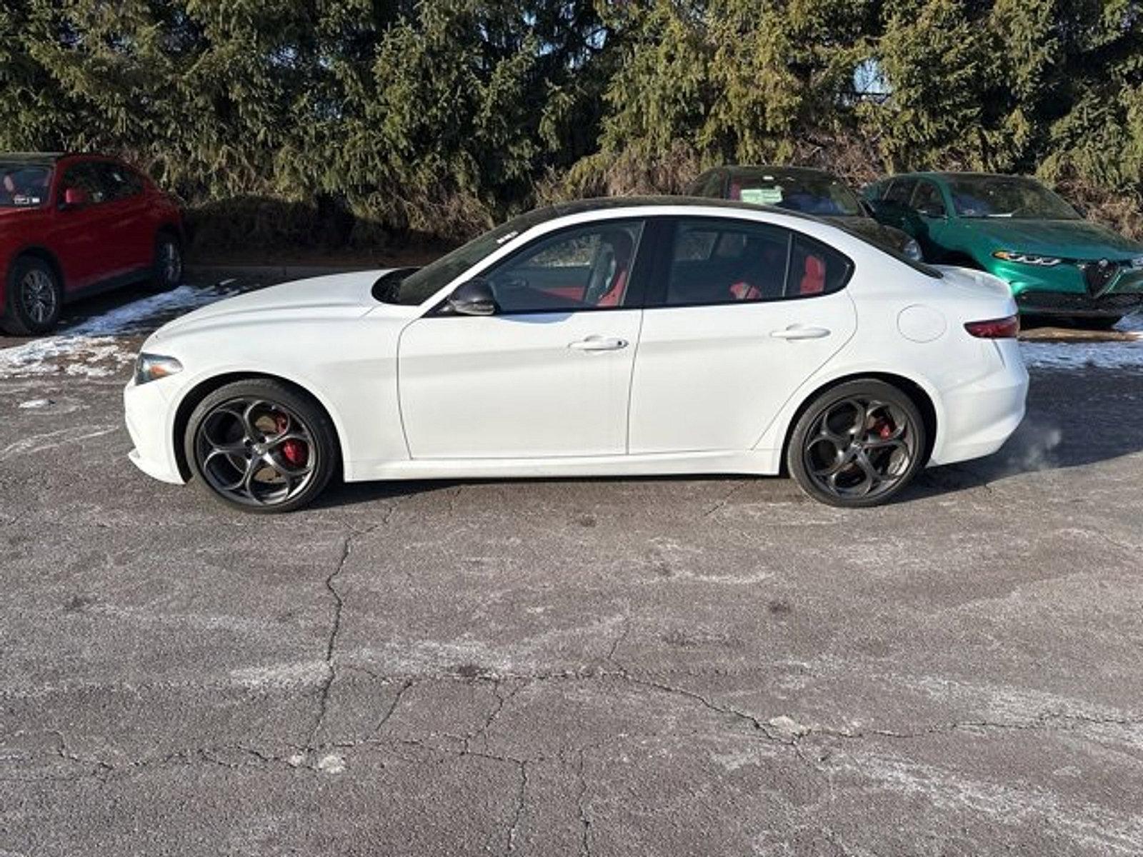 2021 Alfa Romeo Giulia Vehicle Photo in Willow Grove, PA 19090