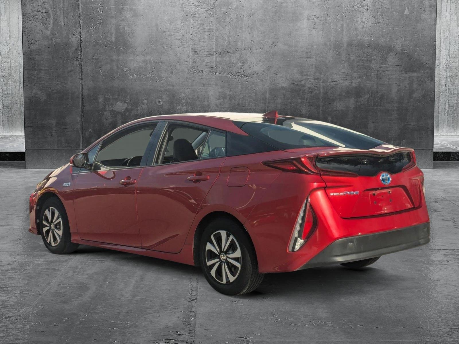 2017 Toyota Prius Prime Vehicle Photo in Towson, MD 21204