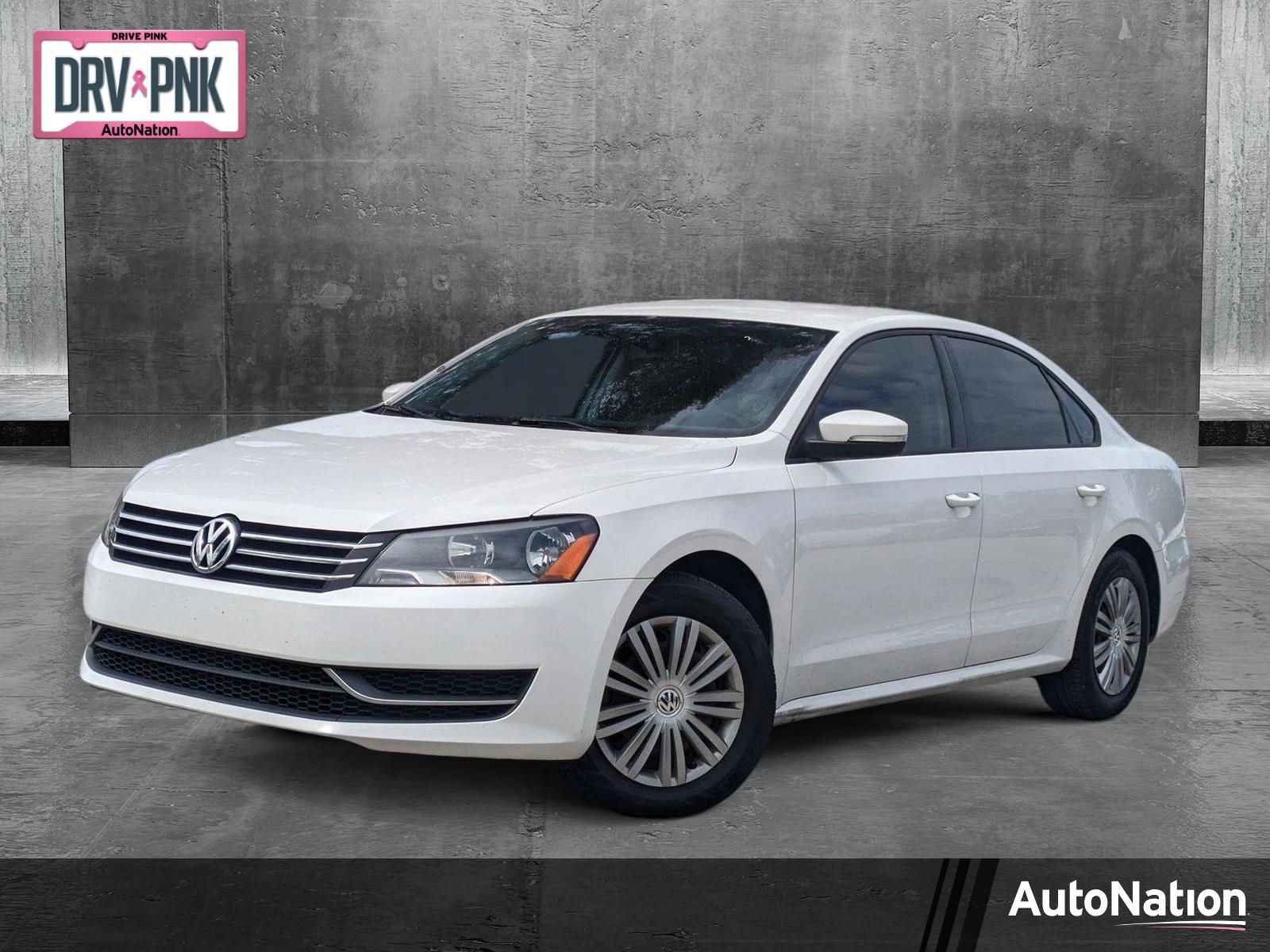 2015 Volkswagen Passat Vehicle Photo in GREENACRES, FL 33463-3207