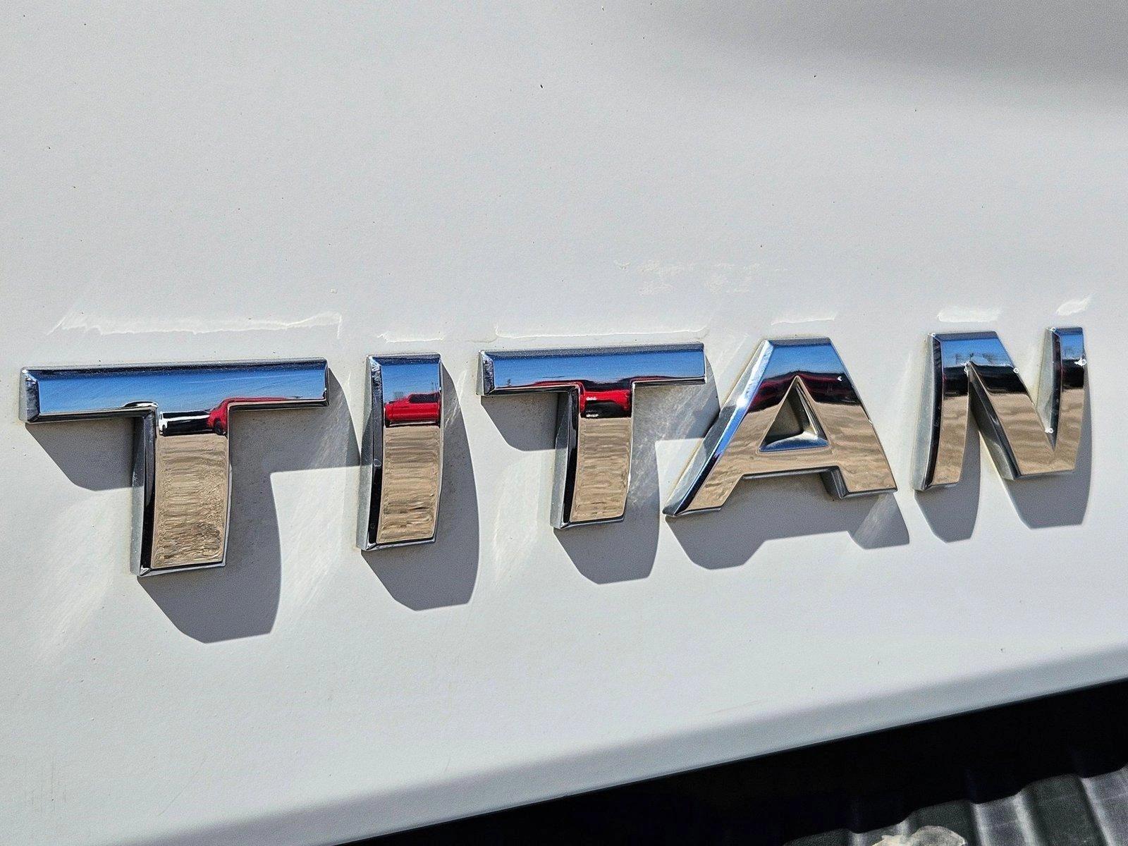 2015 Nissan Titan Vehicle Photo in WACO, TX 76710-2592