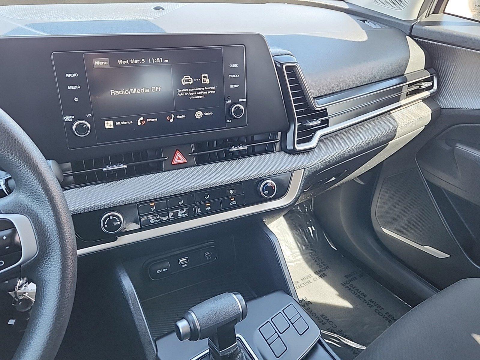 2024 Kia Sportage Vehicle Photo in Albuquerque, NM 87110