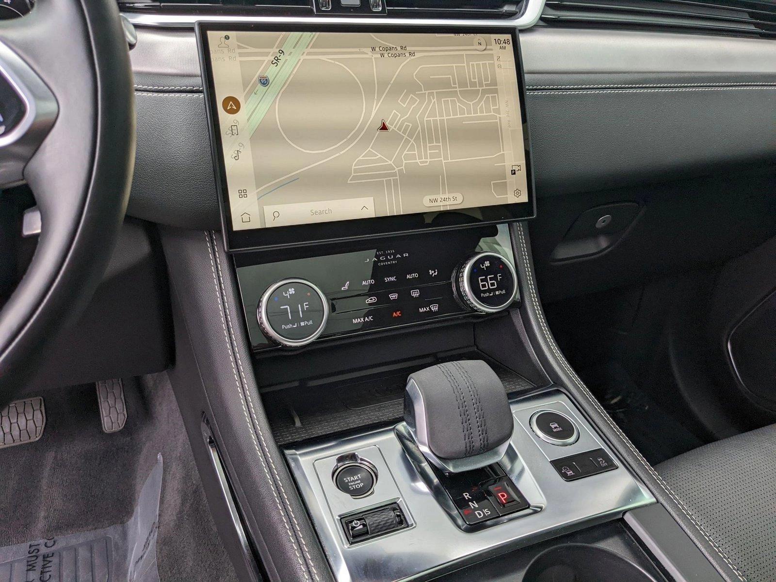 2024 Jaguar F-PACE Vehicle Photo in Pompano Beach, FL 33064