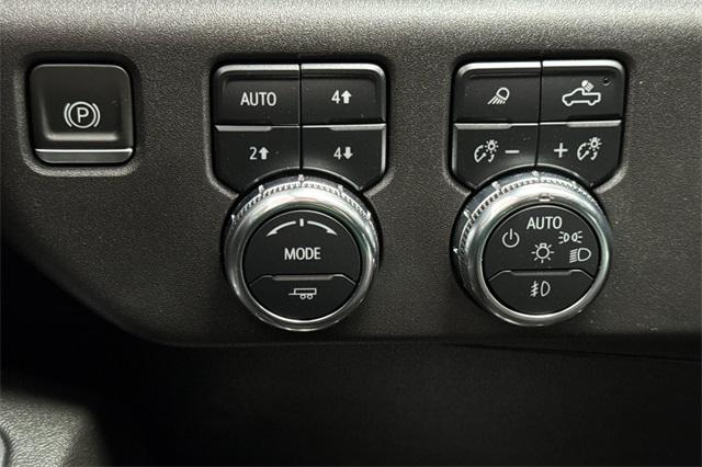 2023 GMC Sierra 1500 Vehicle Photo in ELK GROVE, CA 95757-8703