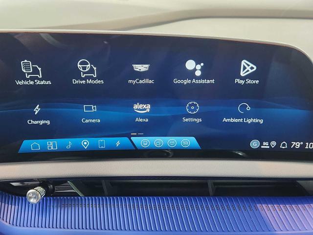 2025 Cadillac OPTIQ Vehicle Photo in HOUSTON, TX 77079