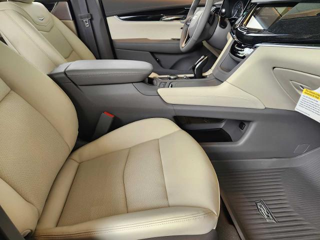 2025 Cadillac XT6 Vehicle Photo in HOUSTON, TX 77079