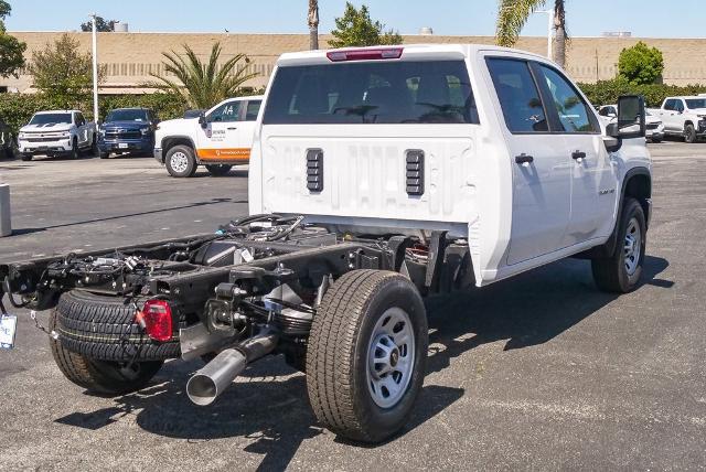2025 Chevrolet Silverado 3500 HD Vehicle Photo in VENTURA, CA 93003-8585