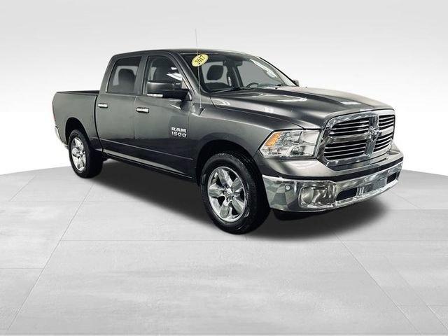 2017 Ram 1500 Vehicle Photo in MEDINA, OH 44256-9631
