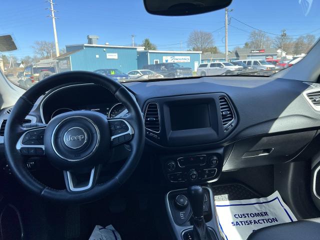 2021 Jeep Compass Vehicle Photo in MASSENA, NY 13662-2255