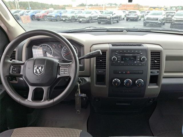 2012 Ram 1500 Vehicle Photo in LEWES, DE 19958-4935