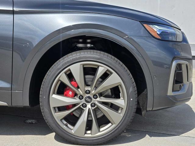 2025 Audi SQ5 Vehicle Photo in SUGAR LAND, TX 77478