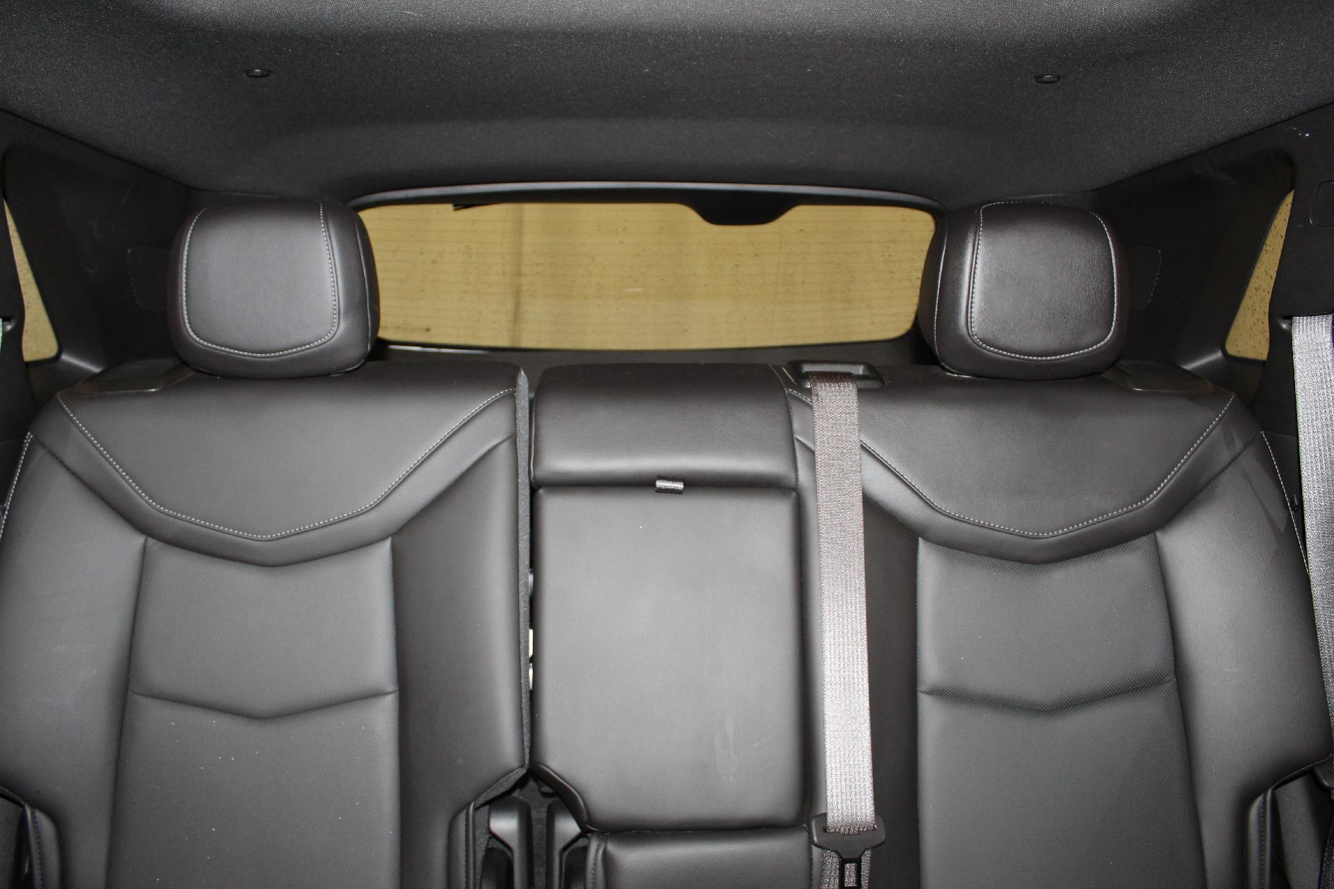 2022 Cadillac XT5 Vehicle Photo in NORTHAMPTON, MA 01060-1120
