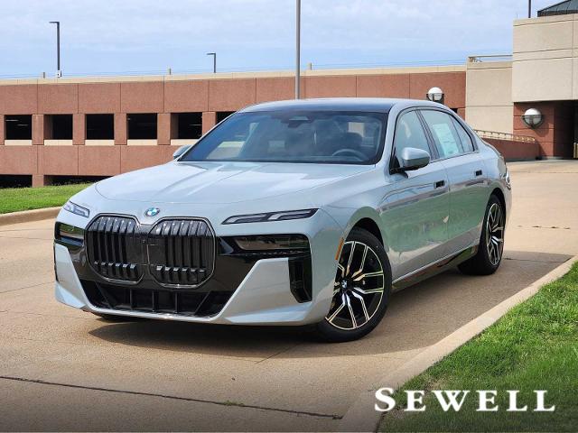 2025 BMW 740i xDrive Vehicle Photo in PLANO, TX 75024