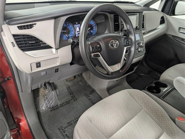 2018 Toyota Sienna Vehicle Photo in ENGLEWOOD, CO 80113-6708