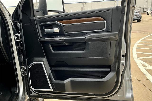 2024 Ram 2500 Vehicle Photo in Grapevine, TX 76051