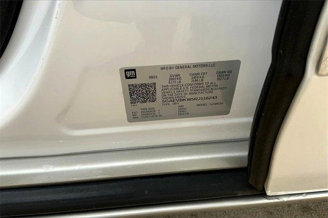 2024 Buick Enclave Vehicle Photo in TOPEKA, KS 66609-0000