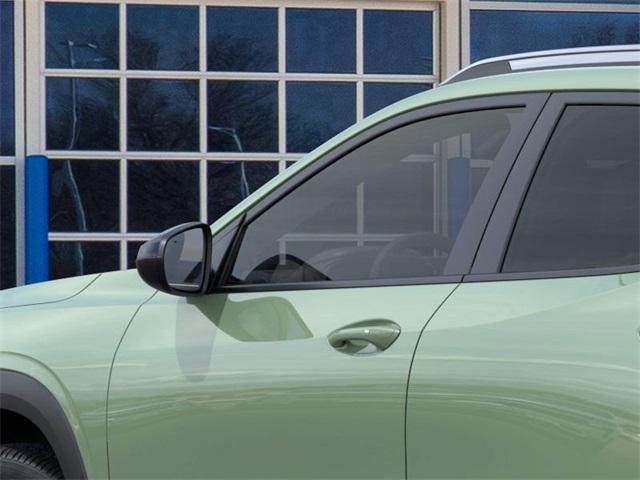 2025 Chevrolet Trax Vehicle Photo in ENGLEWOOD, CO 80113-6708