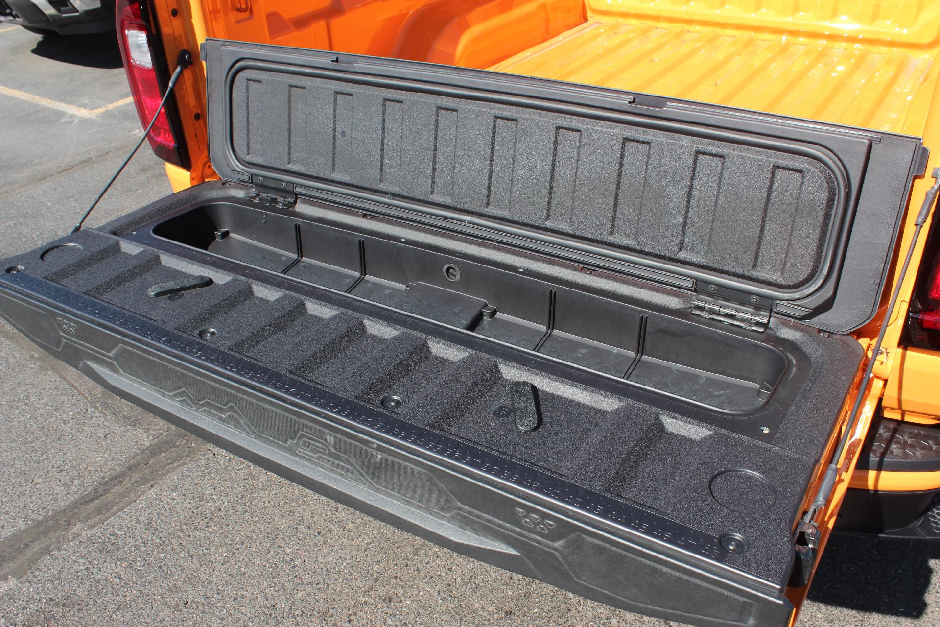2025 GMC Canyon Vehicle Photo in AURORA, CO 80012-4011