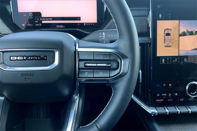 2024 GMC Acadia Vehicle Photo in TOPEKA, KS 66609-0000