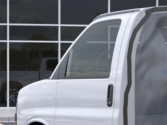 2025 Chevrolet Express Commercial Cutaway Vehicle Photo in TOPEKA, KS 66609-0000