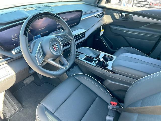 2025 Buick Enclave Vehicle Photo in GOODYEAR, AZ 85338-1310