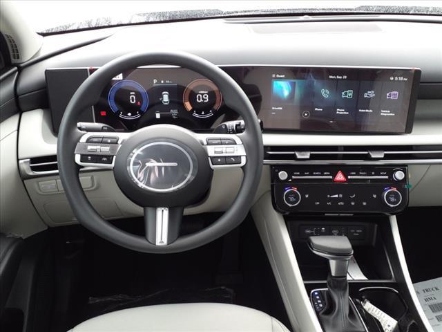 2025 Hyundai TUCSON Vehicle Photo in Peoria, IL 61615