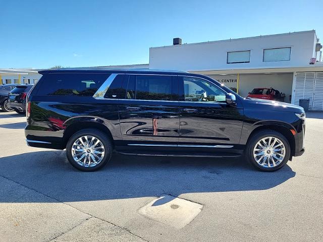 2023 Cadillac Escalade ESV Vehicle Photo in POMPANO BEACH, FL 33064-7091