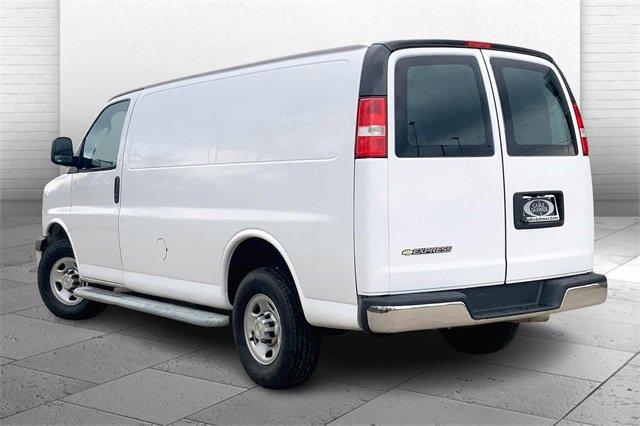 2022 Chevrolet Express Cargo 2500 Vehicle Photo in KANSAS CITY, MO 64114-4502