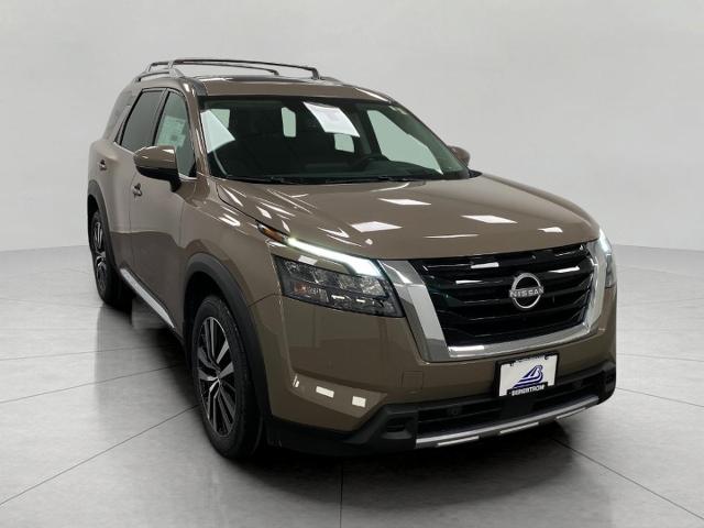 2025 Nissan Pathfinder Vehicle Photo in Appleton, WI 54913