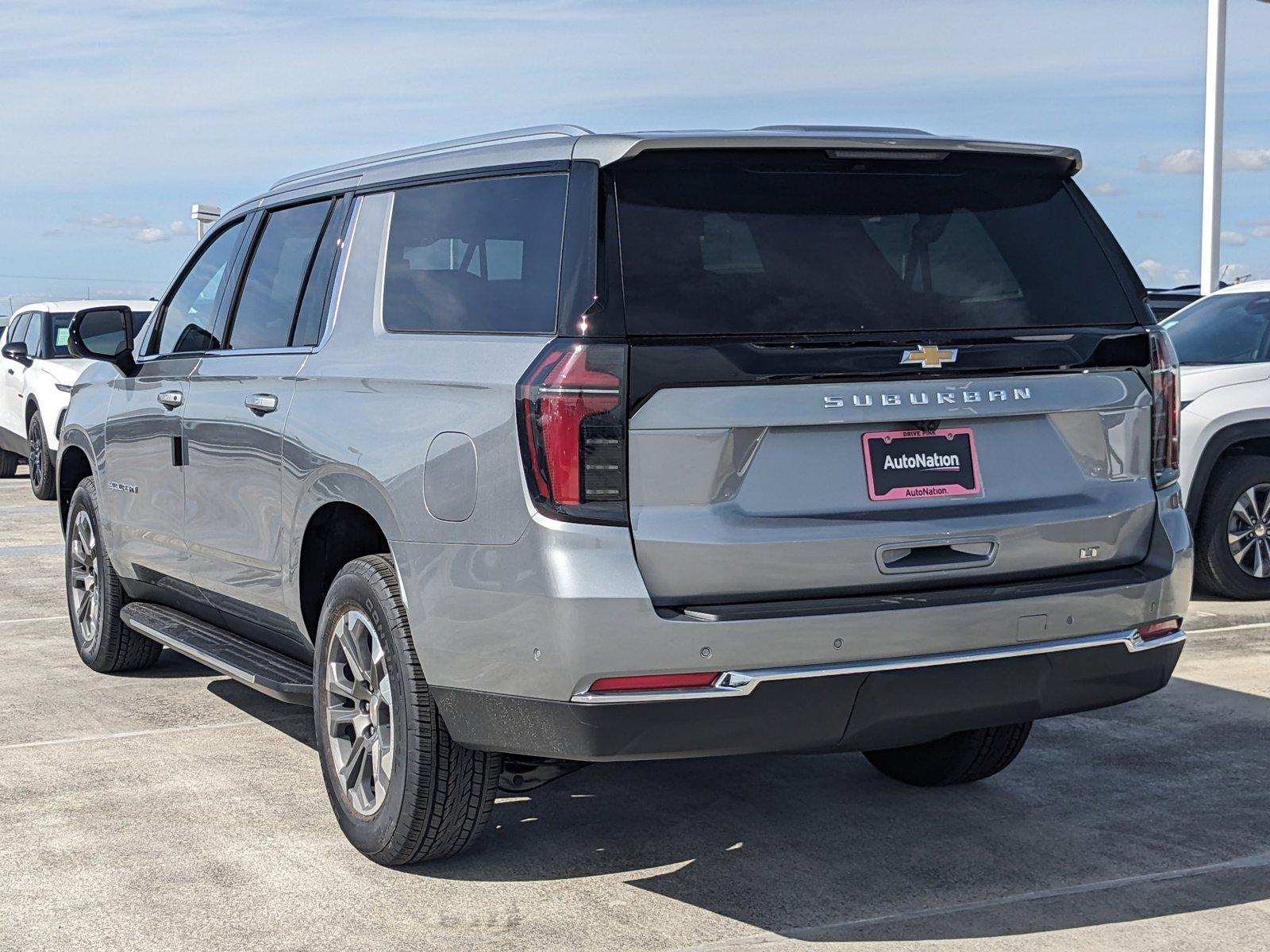 2025 Chevrolet Suburban Vehicle Photo in MIAMI, FL 33172-3015